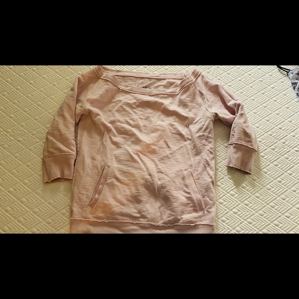 3/4 off shoulder sweatshirt